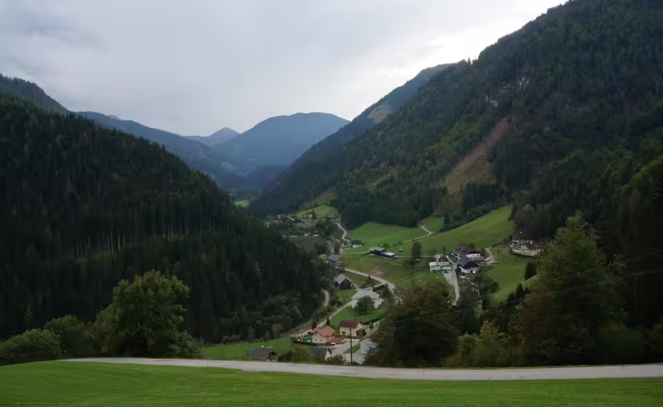 Blick von der Unteralm nach Stockenboi