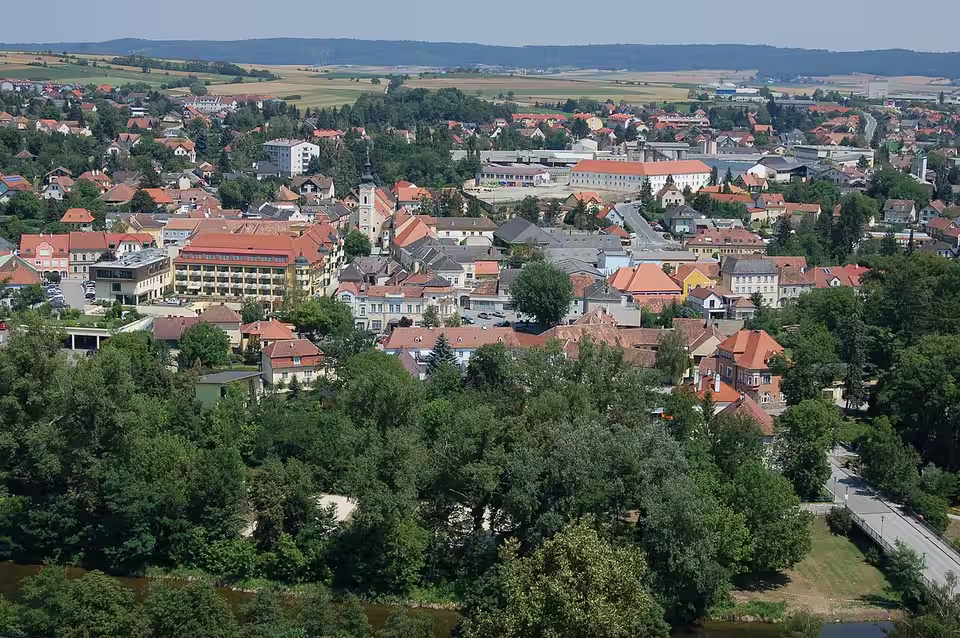 Blick von der Burg auf Gars am Kamp
