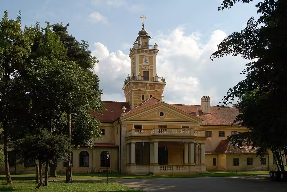 Schloss Jaidhof mit Park