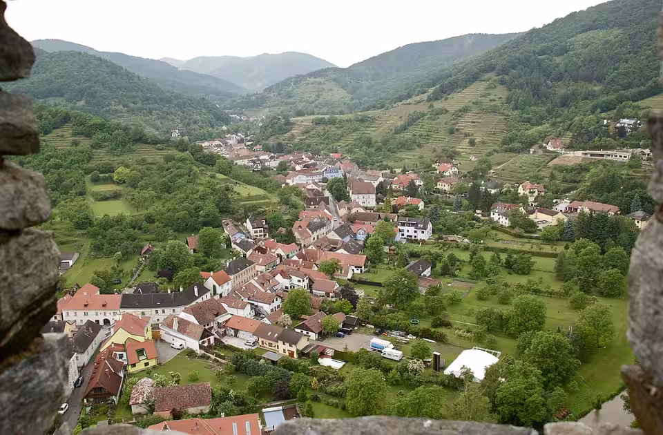 Blick von der Burgruine auf Senftenberg