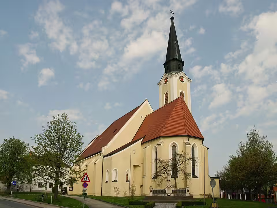 Pfarrkirche in Hürm
