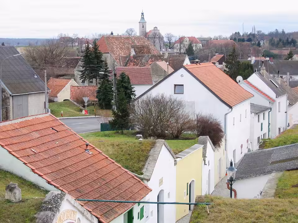 Weinkeller und Häuser in Drasenhofen