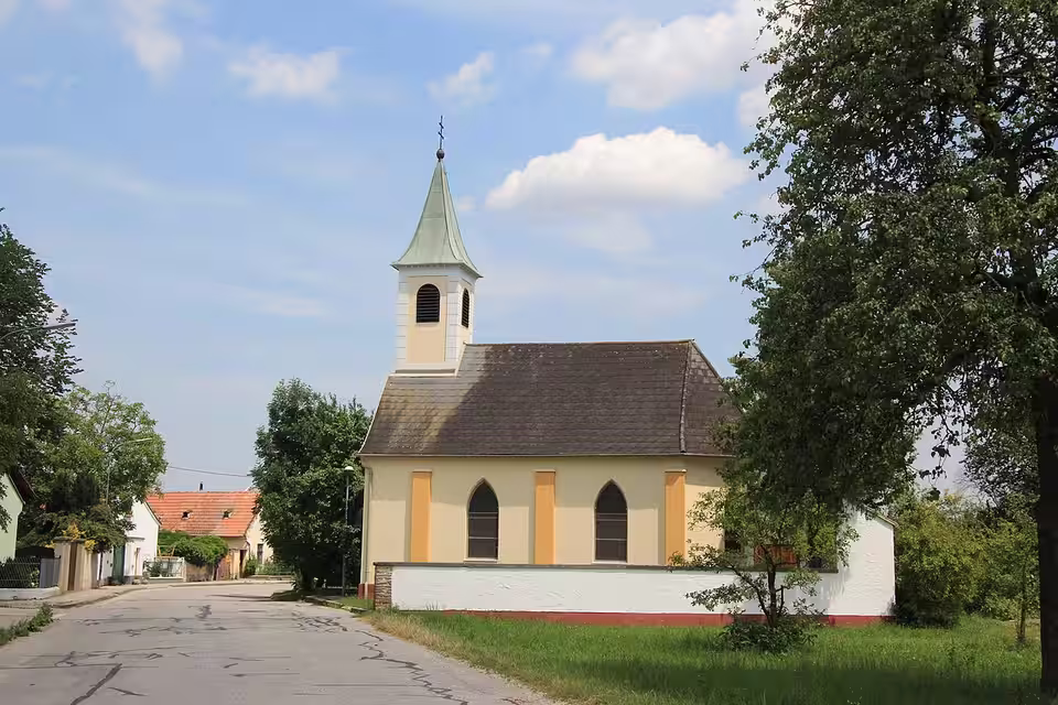Ortskapelle in Loipersbach, Gemeinde Natschbach-Loipersbach.