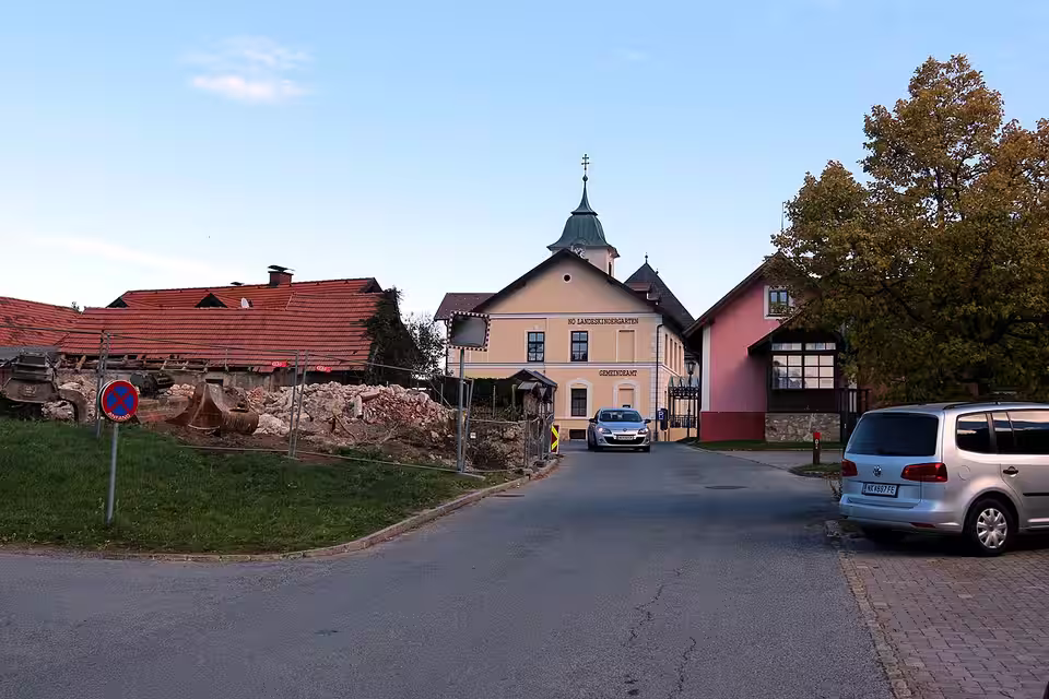 Ortsansicht von Raach am Hochgebirge.