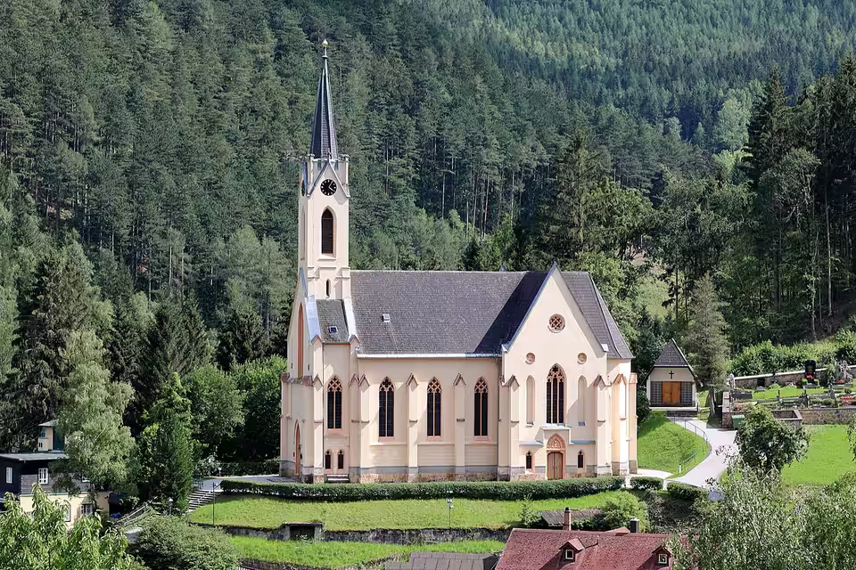 Pfarrkirche in Prein an der Rax, Gemeinde Reichenau an der Rax.