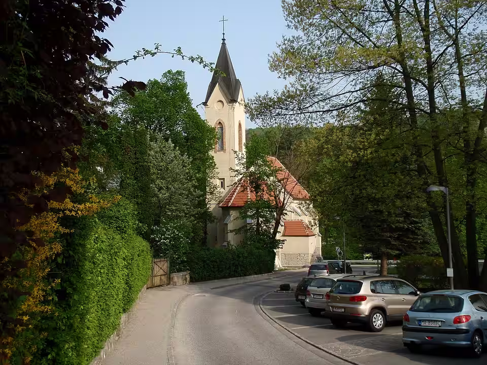 Kirche in Eichgraben