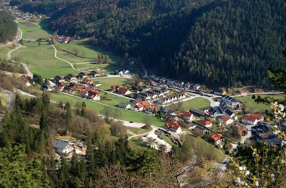 Blick vom Hausstein auf Muggendorf
