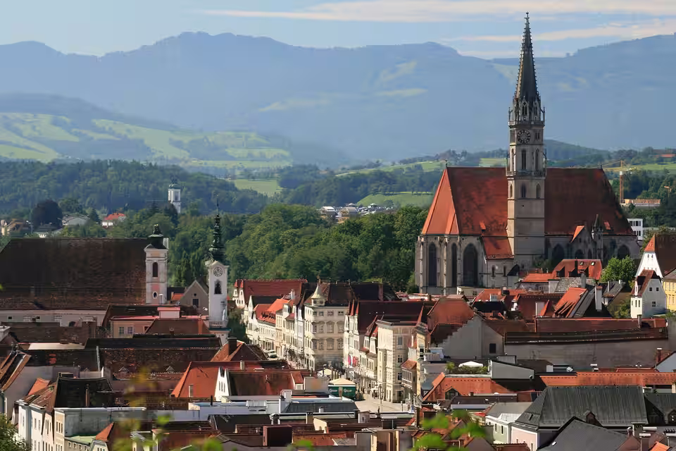 Blick vom Taborturm auf die Altstadt von Steyr
