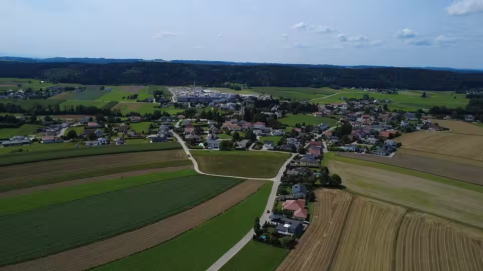 Luftaufnahme von Pfaffstätt