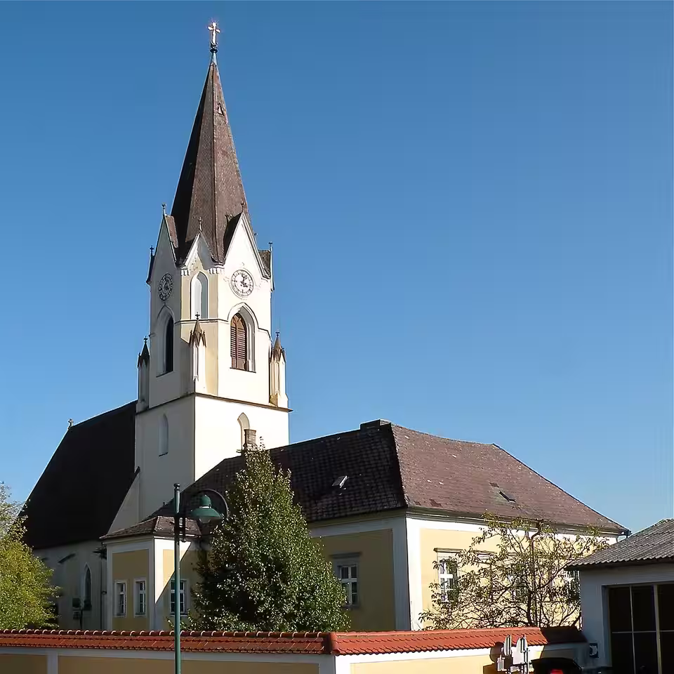 Kirche in Ried in der Riedmark
