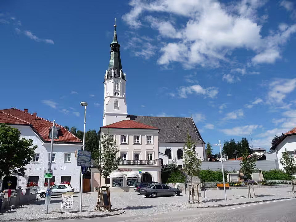 Ortsansicht von Lohnsburg am Kobernaußerwald