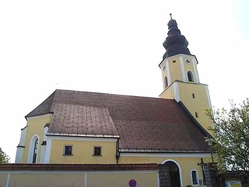 Pfarrkirche St. Bartholomäus in Esternberg