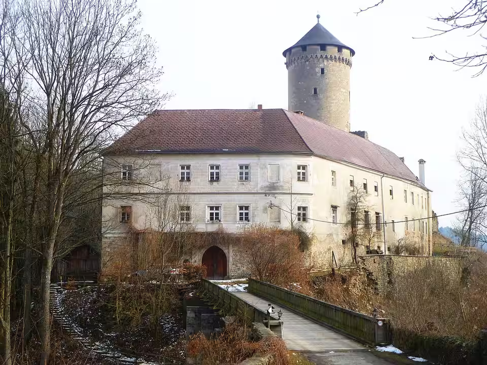 Schloss Wildberg in der Gemeinde Kirchschlag bei Linz