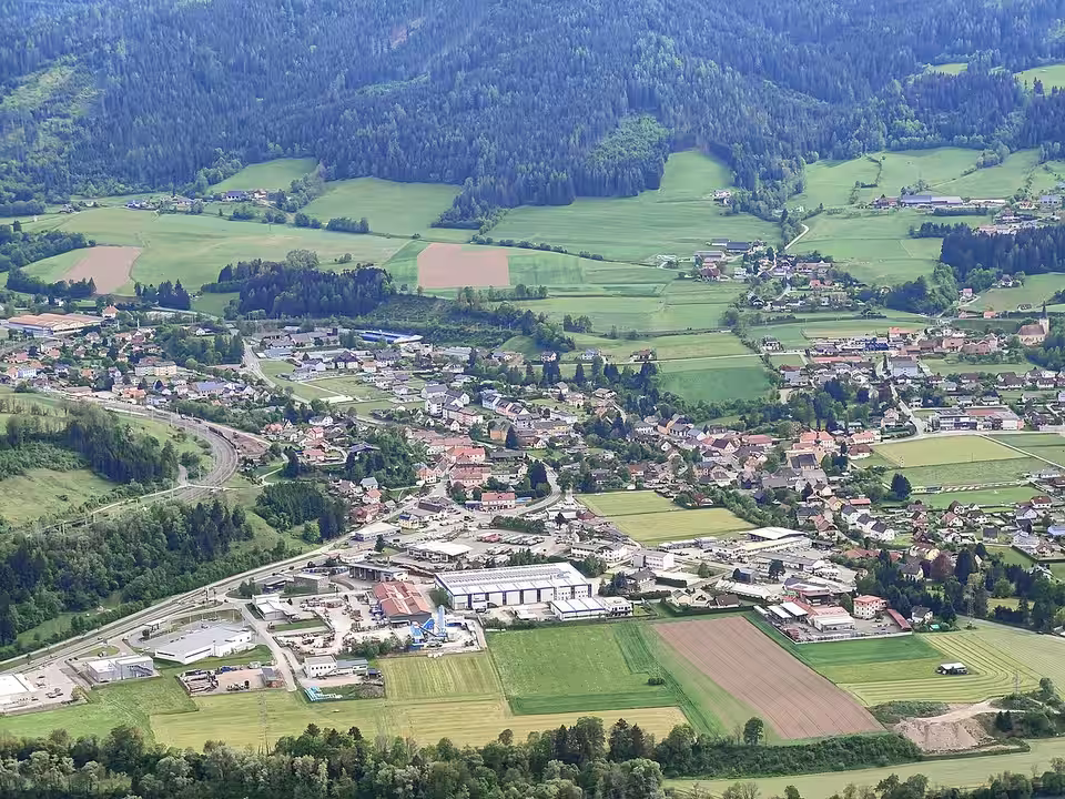 Blick von Norden auf Scheifling und das Murtal