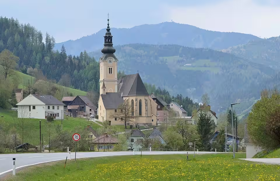 Pfarr- und Wallfahrtskirche Sankt Erhard in Breitenau am Hochlantsch