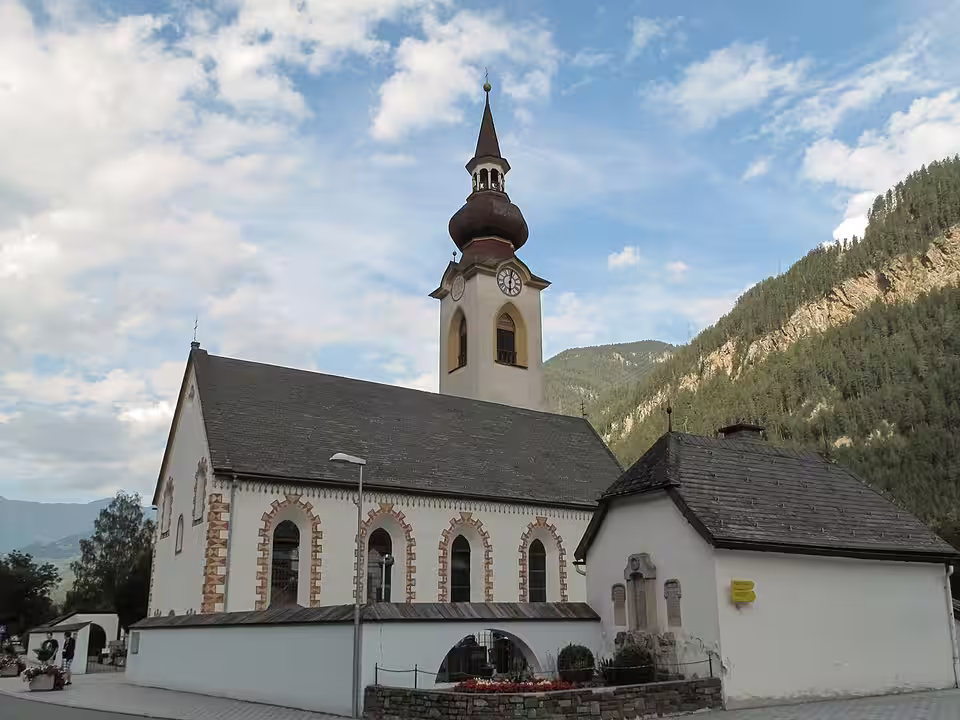 Pfarrkirche Sankt Laurentius in Tösens