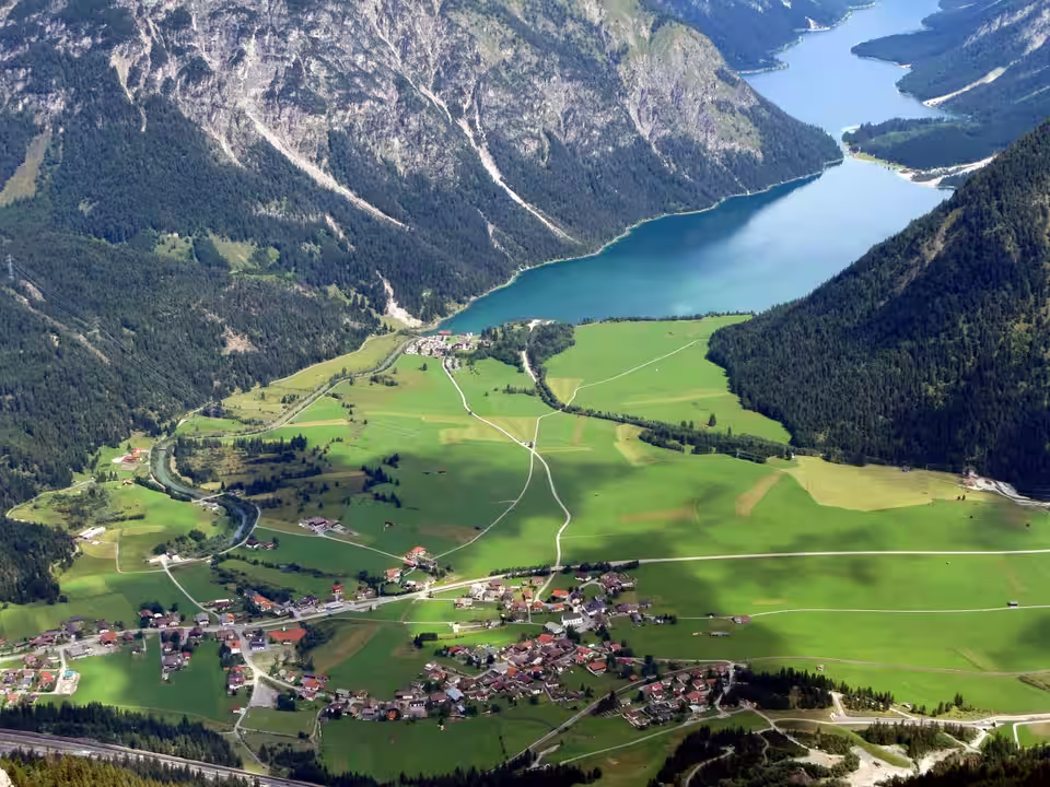 Blick vom Thaneller auf Heiterwang und den Heiterwanger See