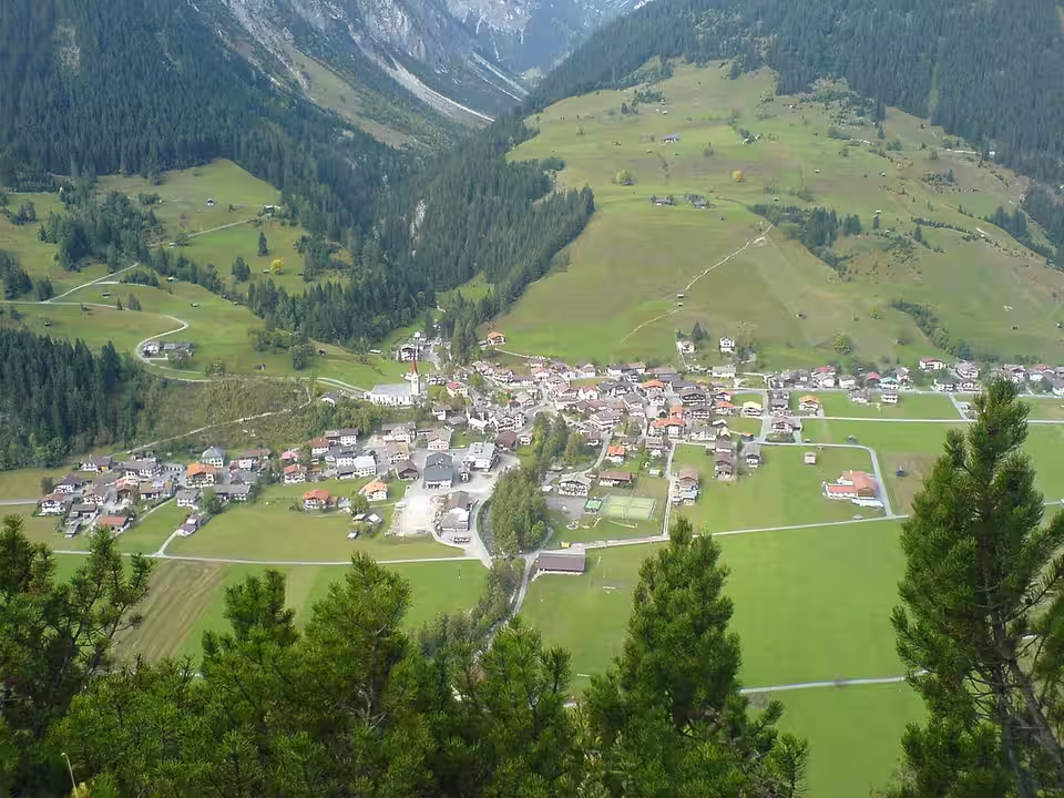 Blick auf Holzgau im Lechtal