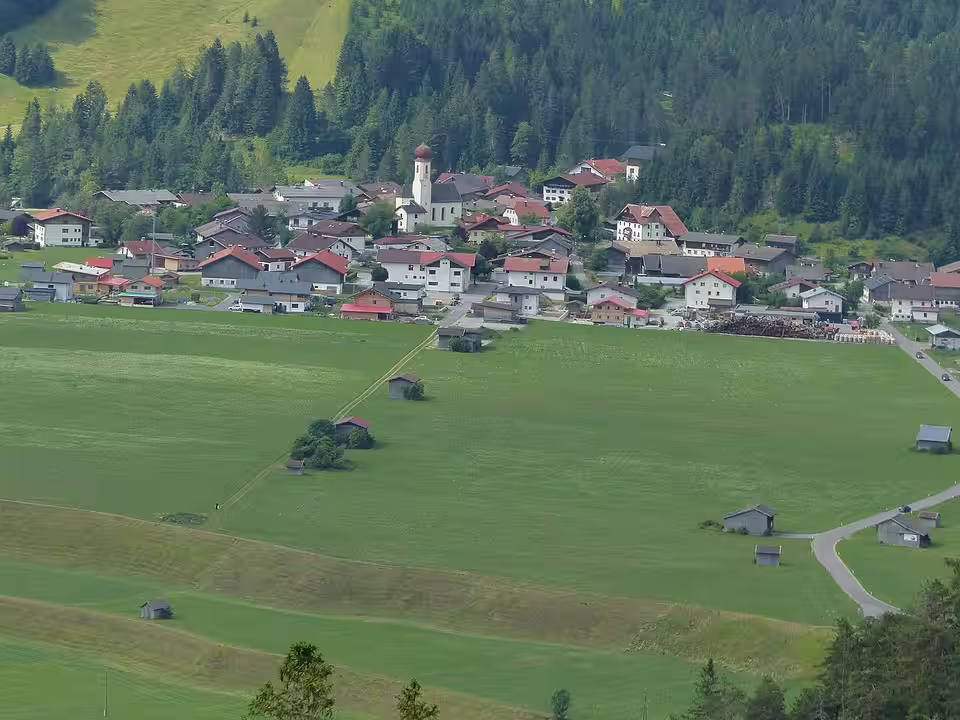 Blick vom Baichlstein auf Vorderhornbach
