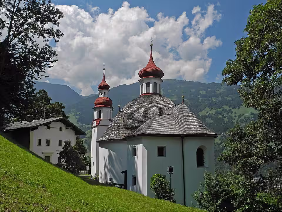 Wallfahrtskirche Maria Rast in Hainzenberg