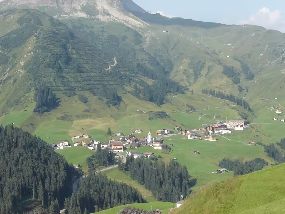 Blick vom Biberkopf auf Warth
